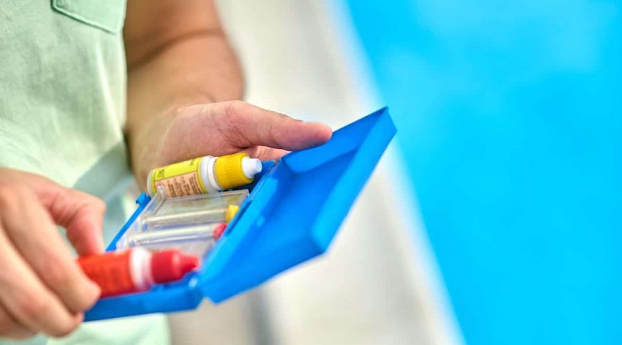Dive into Professional Pool Maintenance in Denia: A Guide to Crystal Clear Waters
